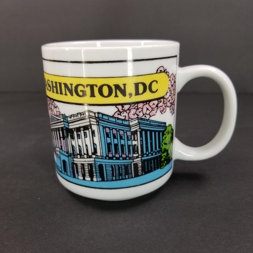 Vintage Washington DC Souvenir Mug Silberne Landmarks Cherry Blossoms White